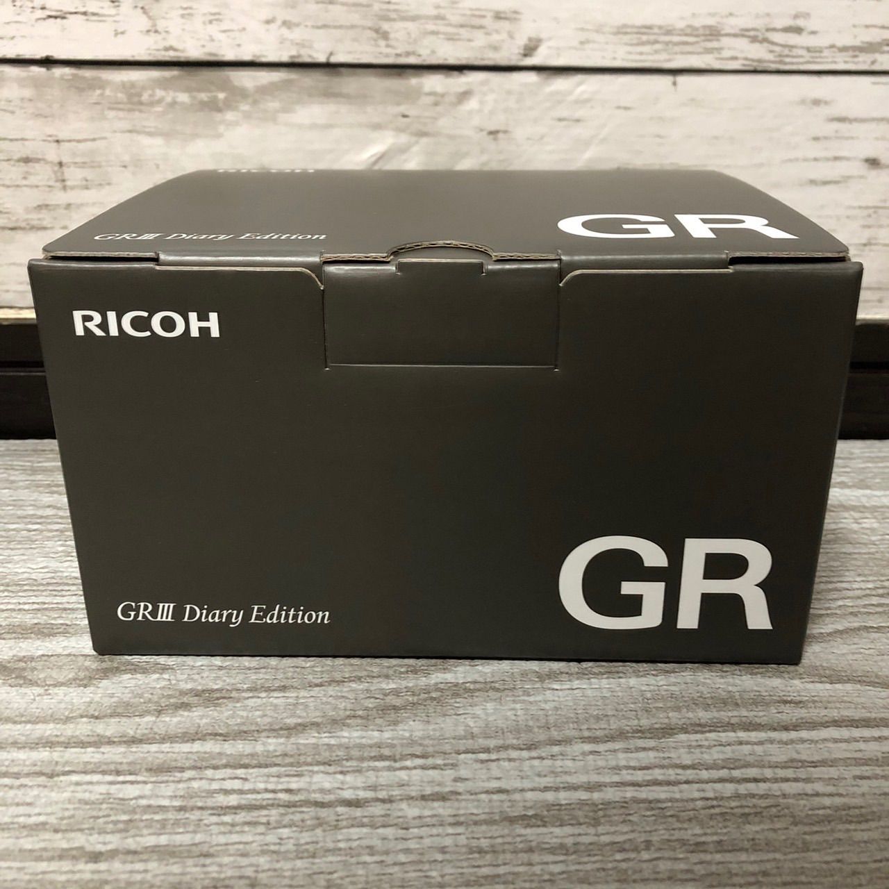 新品未開封】RICOH GR III Diary Edition - メルカリ