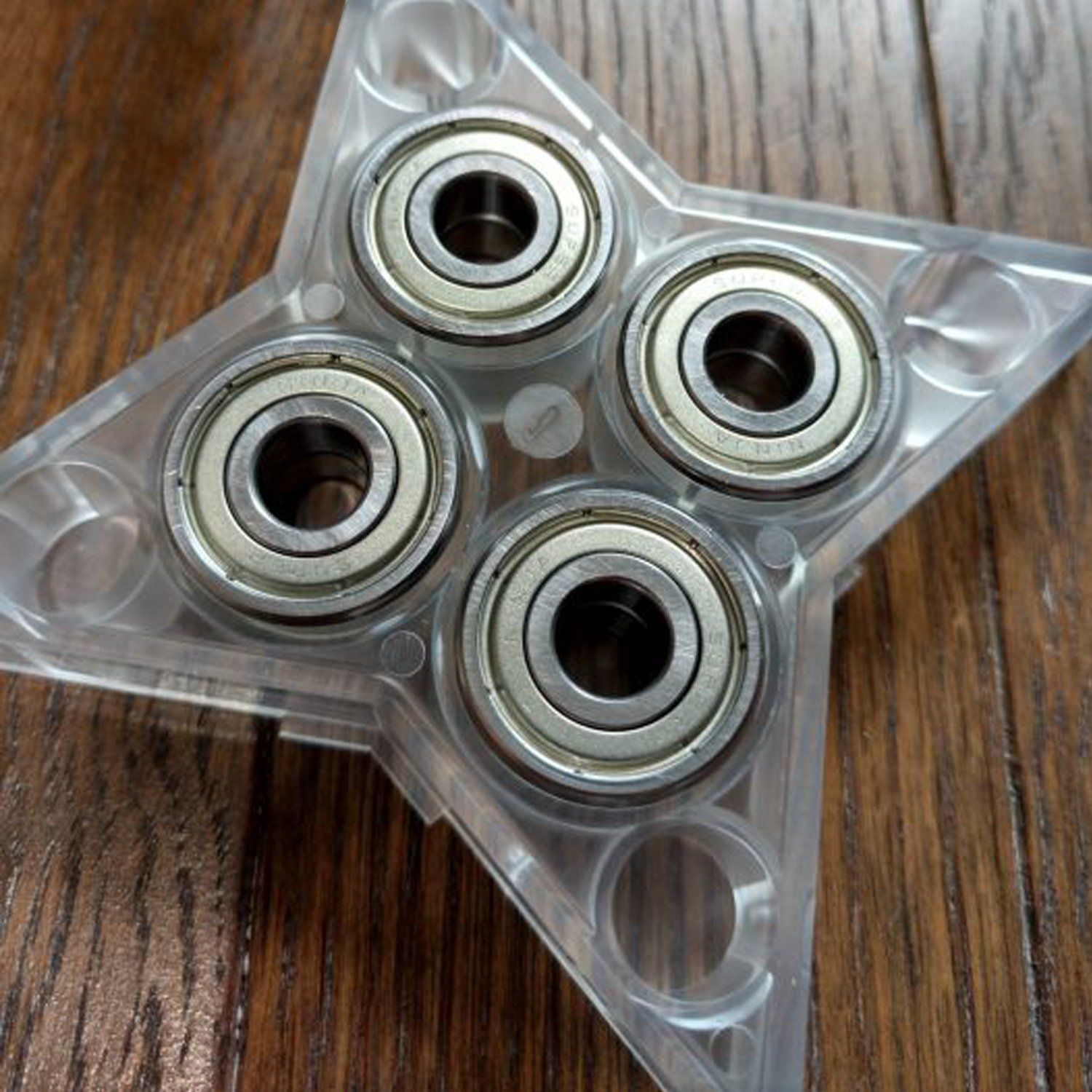 スケートボード3枚あります Thunderトラック付き(ビズが1個