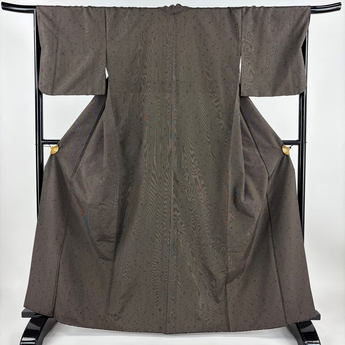 紬 身丈163.5cm 裄丈67cm M 袷 ひげ紬 縦縞 焦茶色 正絹 秀品 【中古