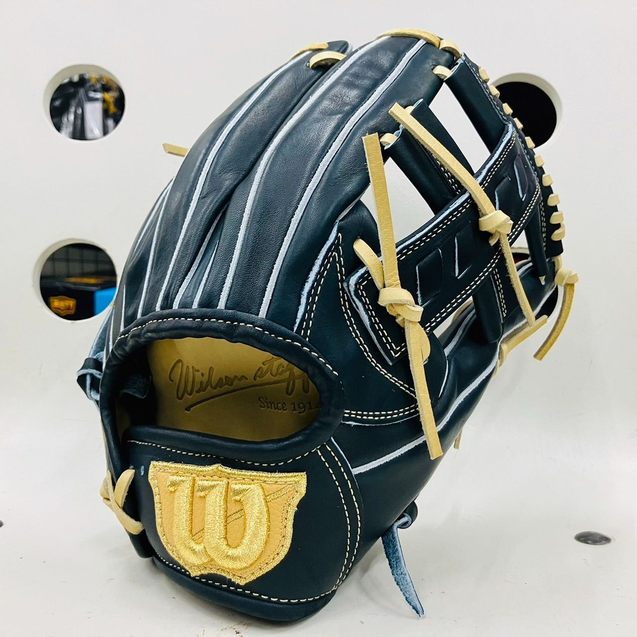 Wilson ウイルソン ウイルソンスタッフ WBW102301 硬式用 内野手用 27 