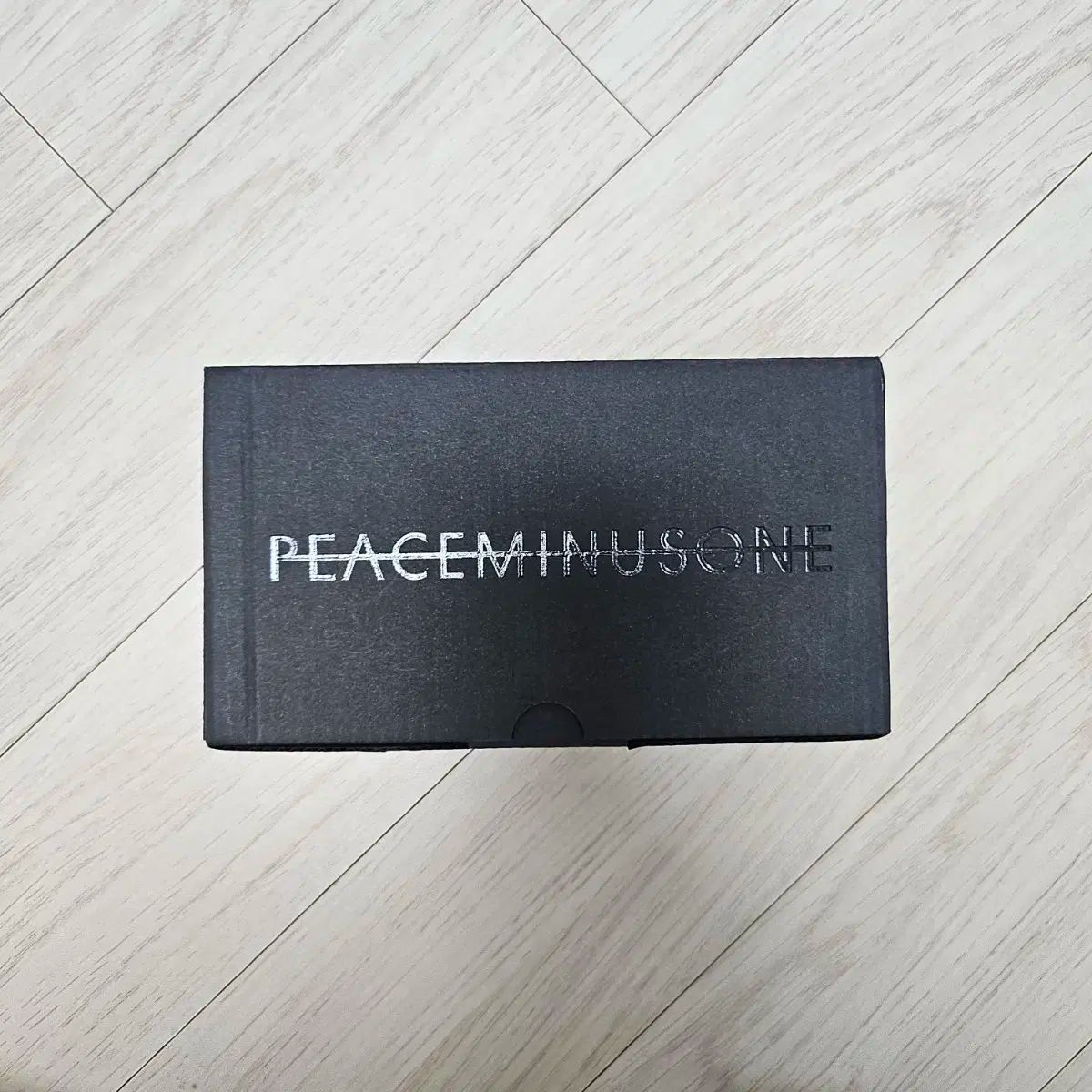 G-DRAGON(ジードラゴン) PEACEMINUSONE テープ 新品 スカーフGDRAGON