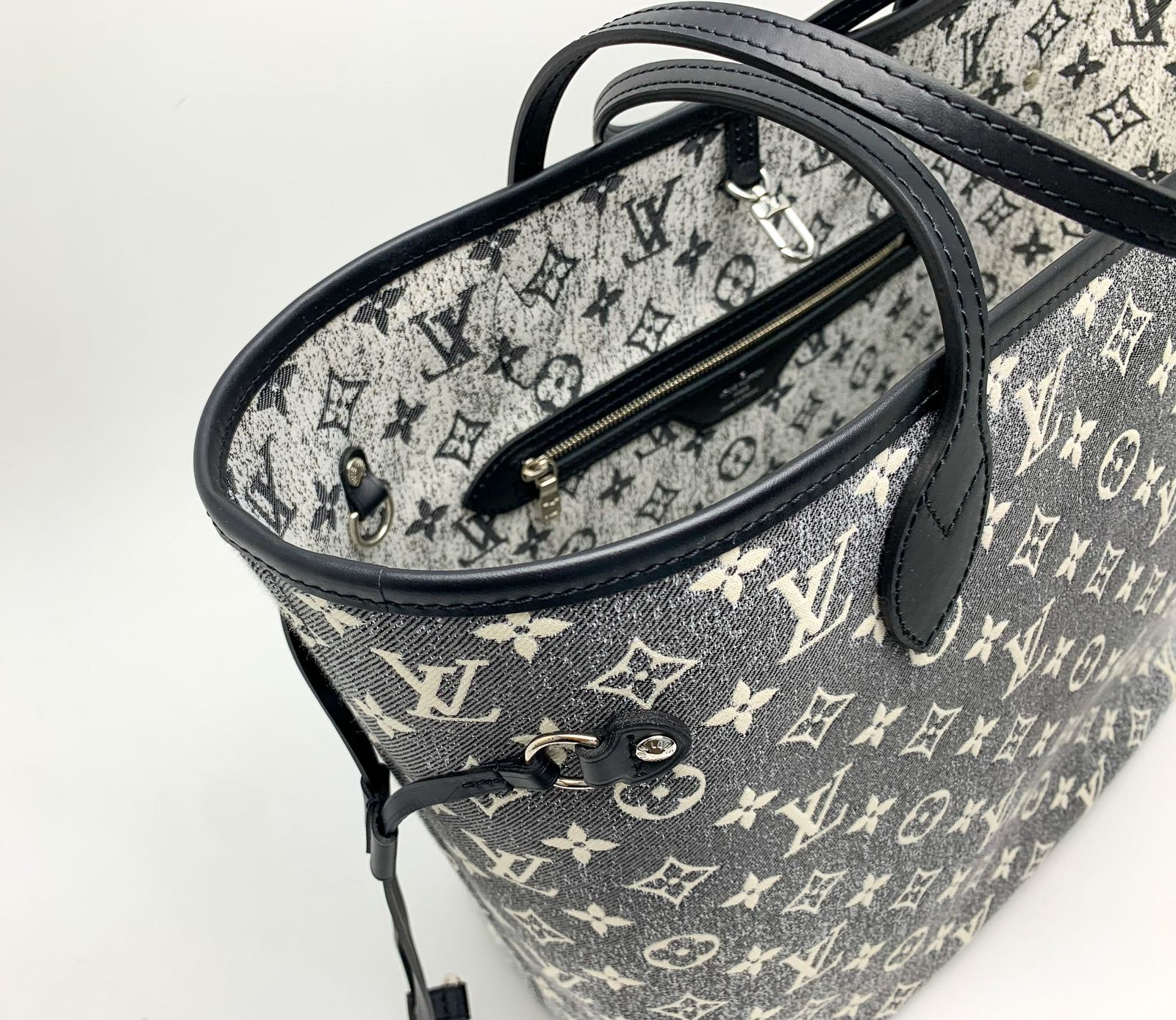 LOUIS VUITTON ルイヴィトン ネヴァーフルMM モノグラム ジャガード 