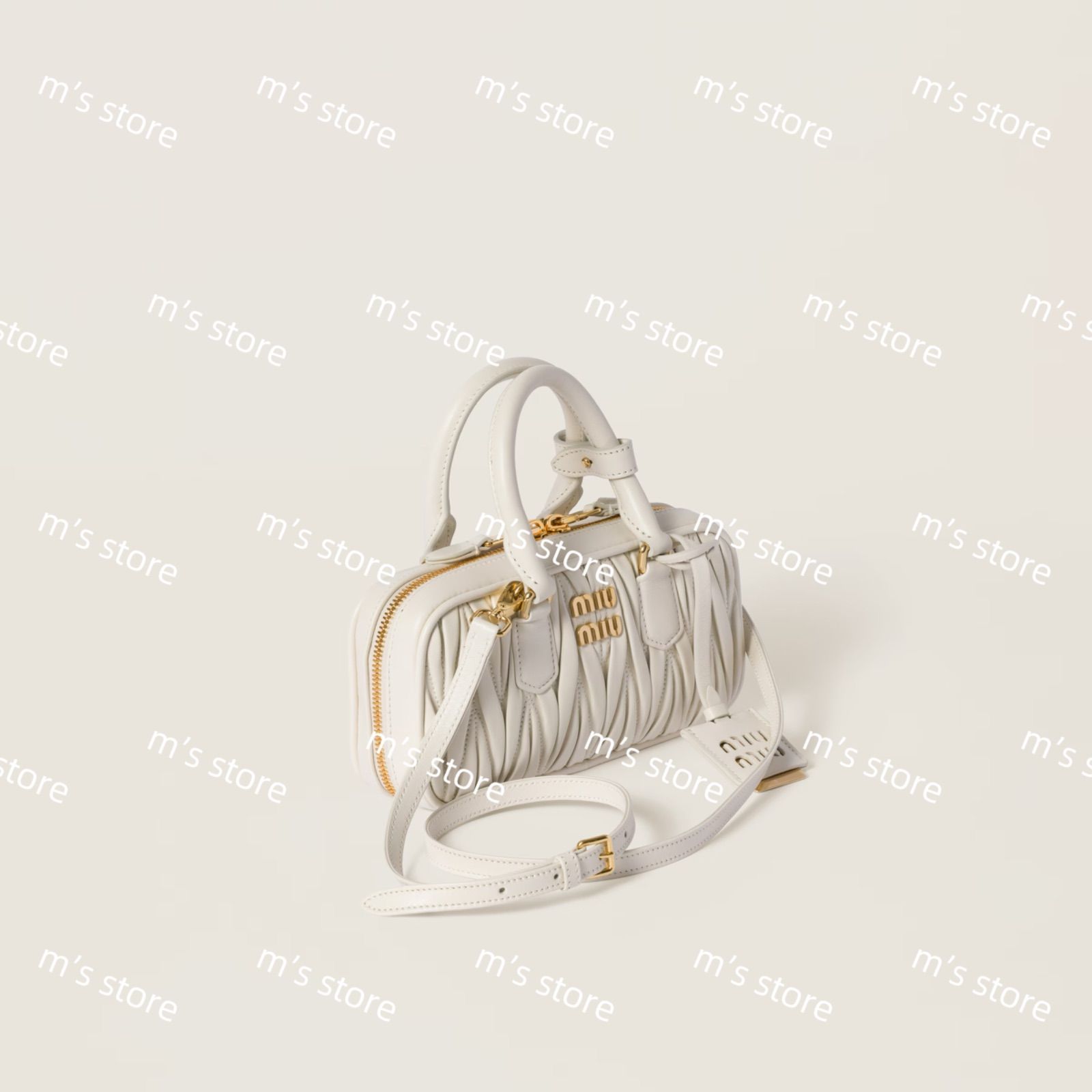 新品 miumiu ミュウミュウ アルカディ マテラッセレザー ミニ
