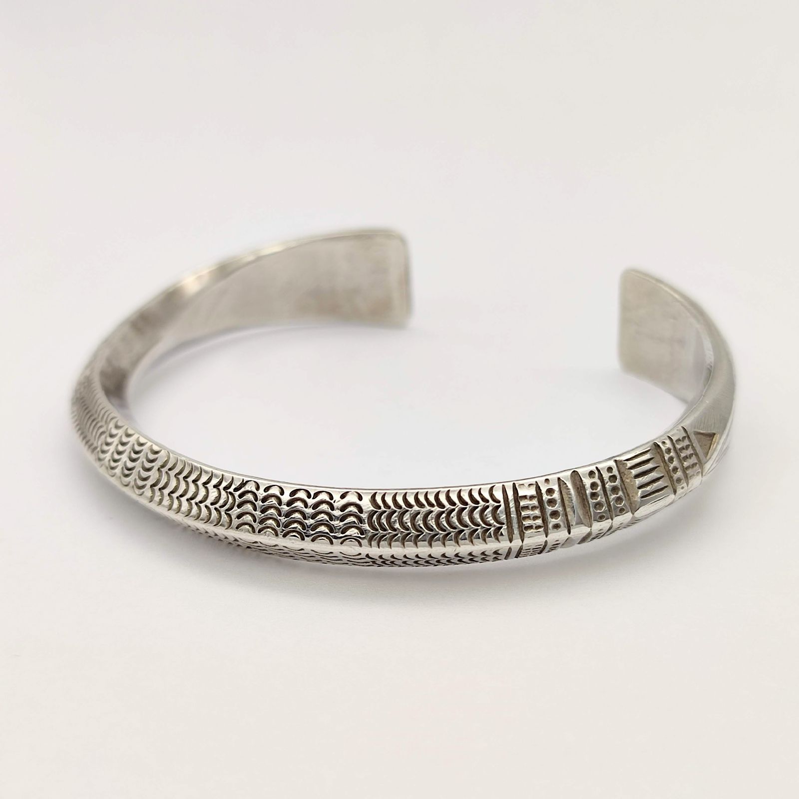 トゥアレグ族 シルバーバングル SILVER シルバー925 54.7g