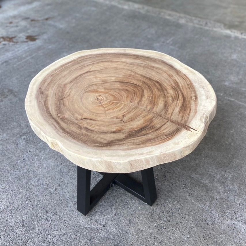 サイドテーブル