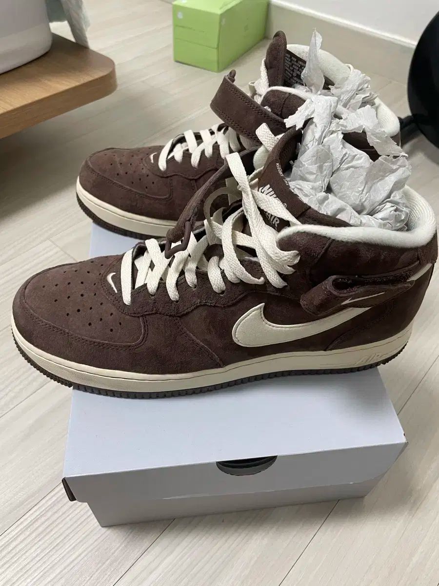 NIKE ナイキ エアフォース 1 ミッド 07 QS チョコレート 290