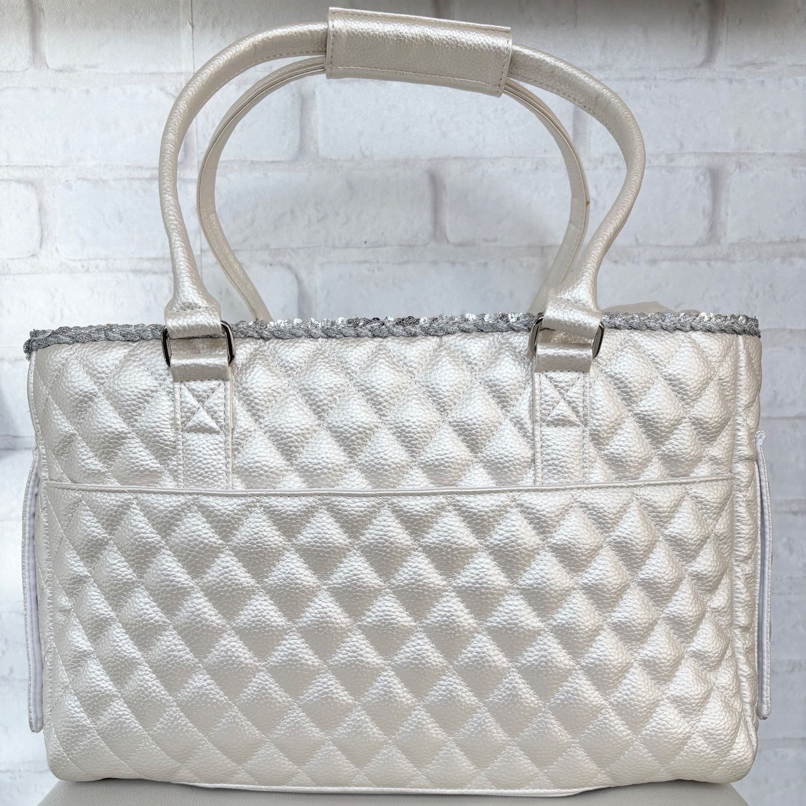 Luxe birdie リュクスバーディ キルトクリスティ キャリーS 白 ペットキャリーバッグ 犬用品 6449297