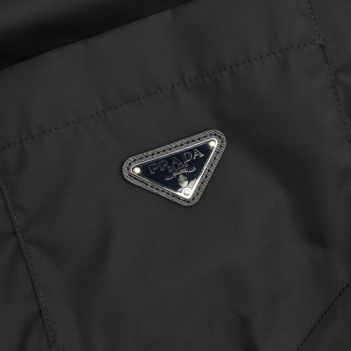 PRADA】23AW SC514 S202 1WQ8 RE-NYLON ロゴプレート コーチナイロン 
