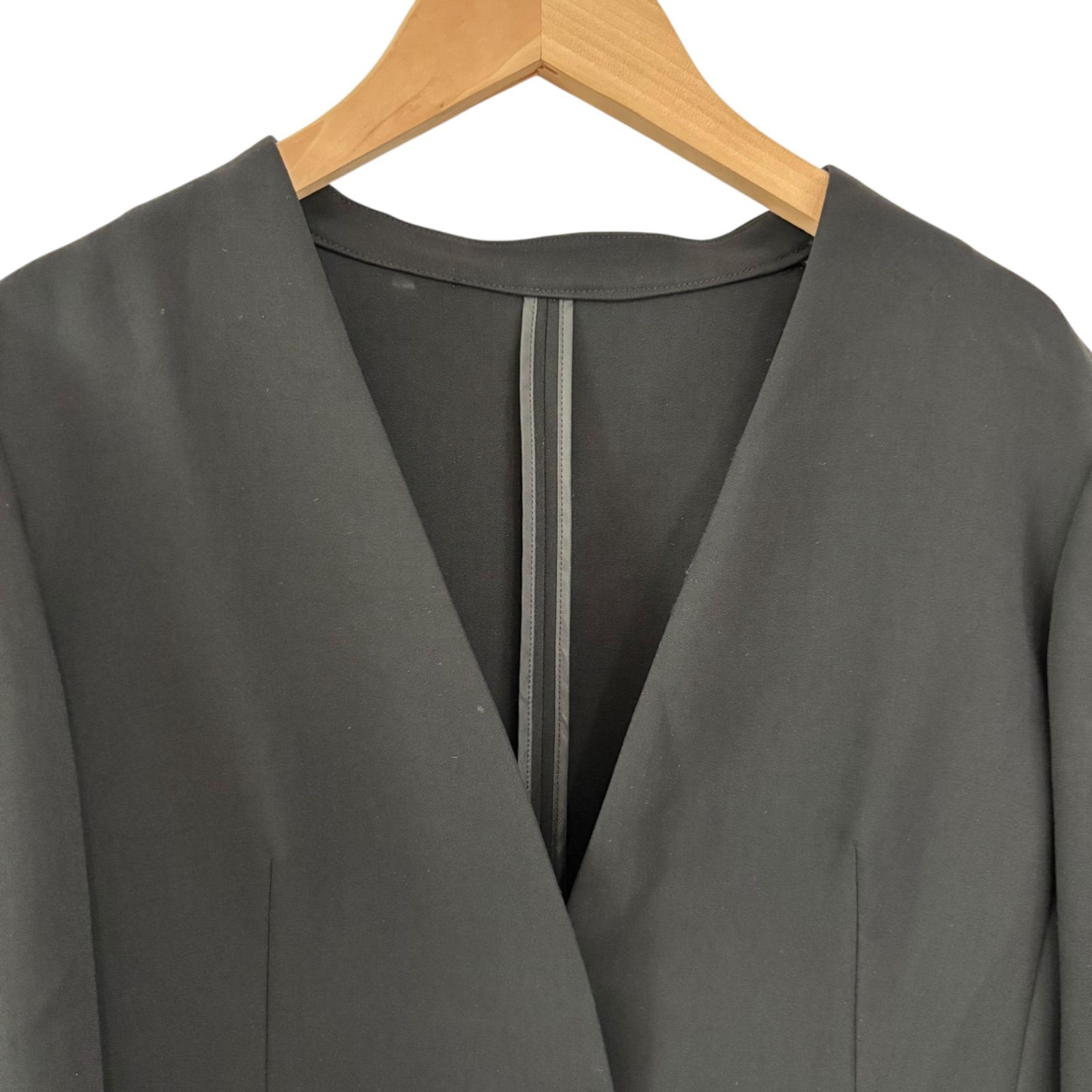 【美品】　NOLLEY'S　パンツスーツ　セットアップ　ビジネス　ノーカラー　黒 ノーリーズ NOLLEY'S 黒 セットアップ スーツ NOLLEY'S セレモニー