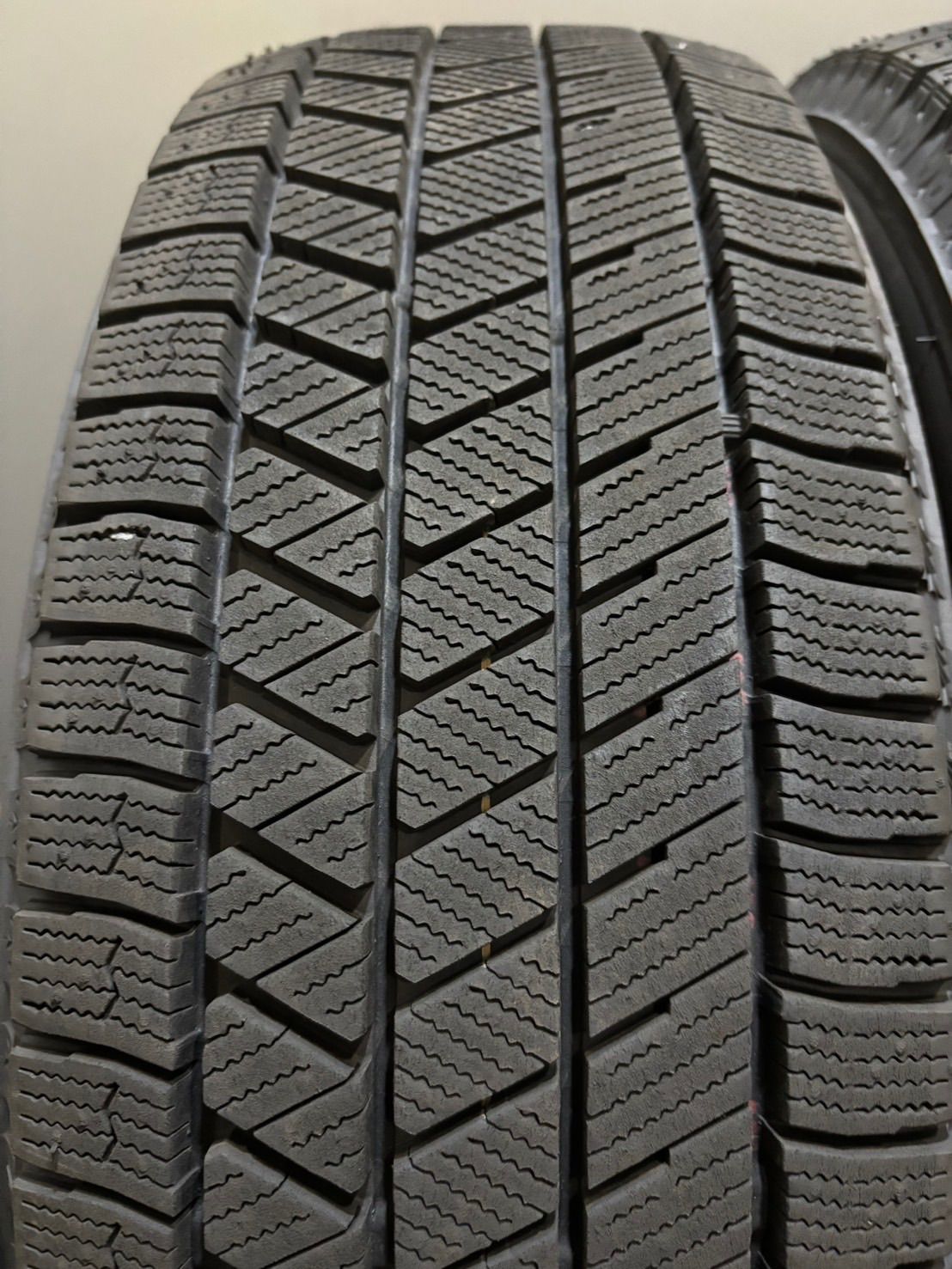 60R15 BRIDGESTONE