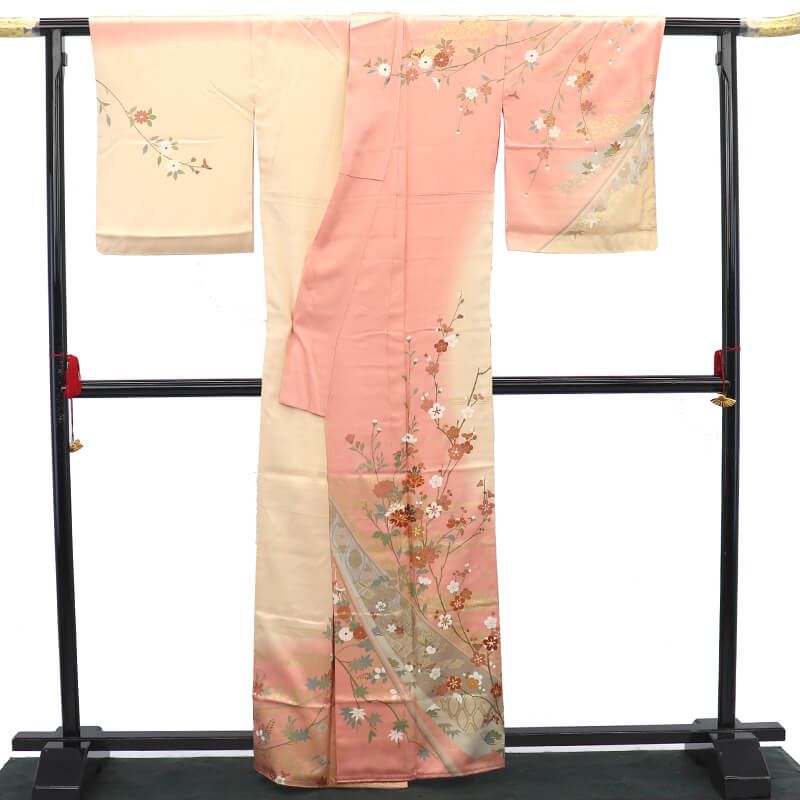 付下げ 袷 レディース 正絹 ベージュ 薄橙 金彩 熨斗 四季の花 身丈165.5cm 裄丈65cm フォーマル M~Lサイズ相当
