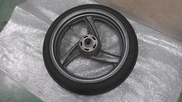 ZZR400 ZX400N-013xxx の クリアランス フロントホイール タイヤ付