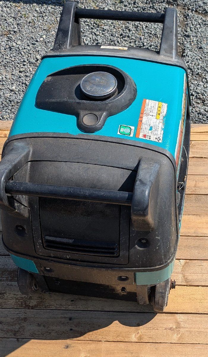 デンヨーインバータ発電機2800SSーⅣ２ セル始動