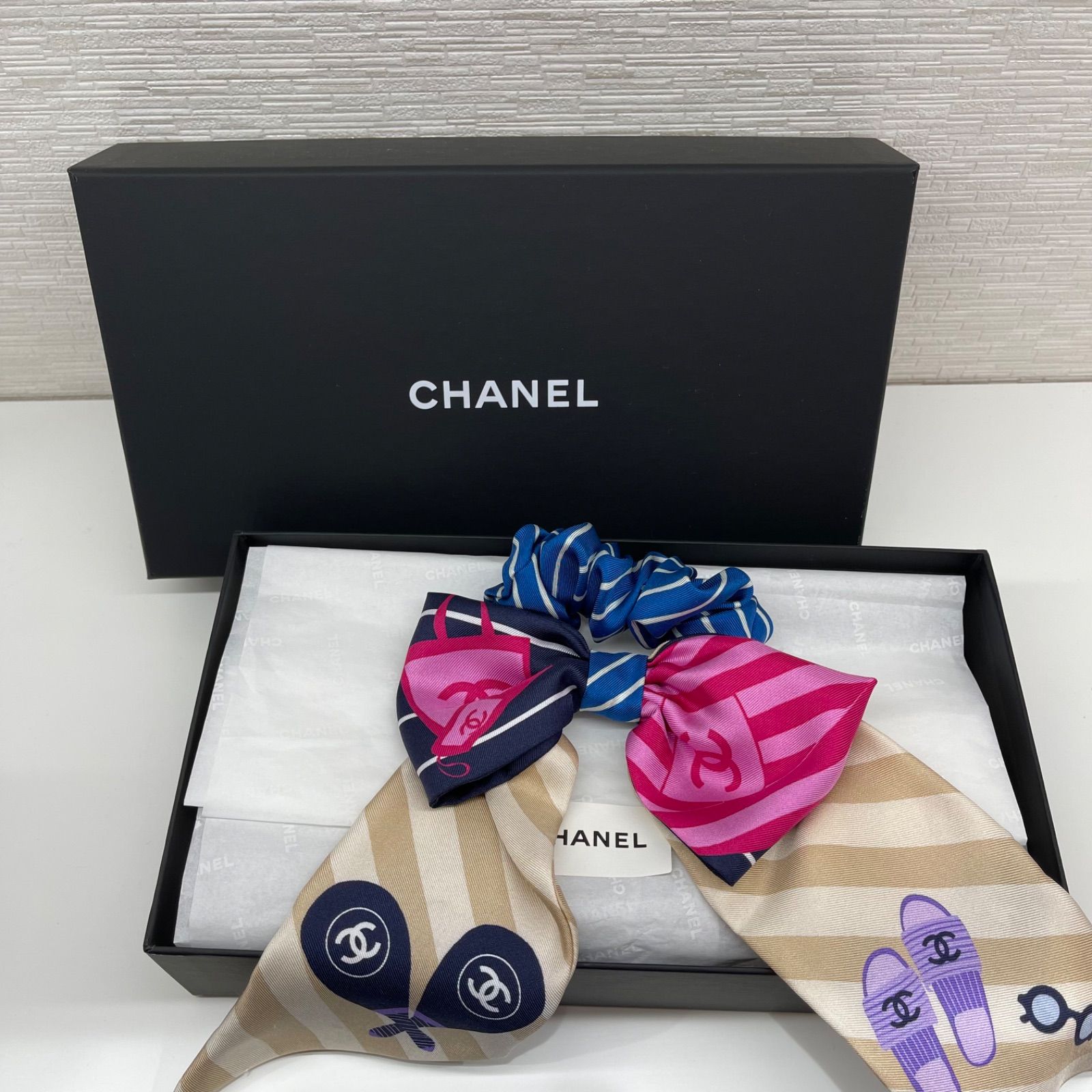 シャネル CHANEL 23C クルーズコレクション シュシュ リボン 美品 シャネル CHANEL 23C クルーズコレクション シュシュ リボン 美