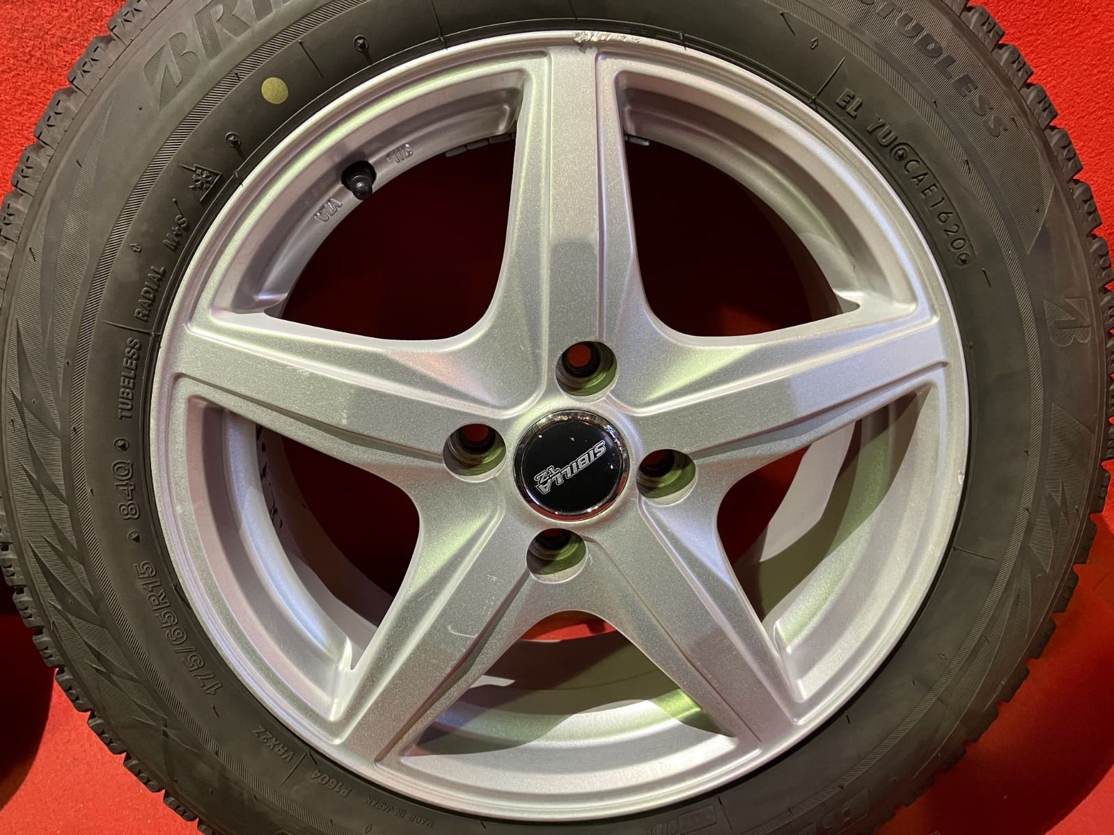 スタッドレスタイヤホイールセット 175 65R15 BRIDGESTONE VRX2 15x6.0 43 100 4H 社外 シビラTZ 4本SET