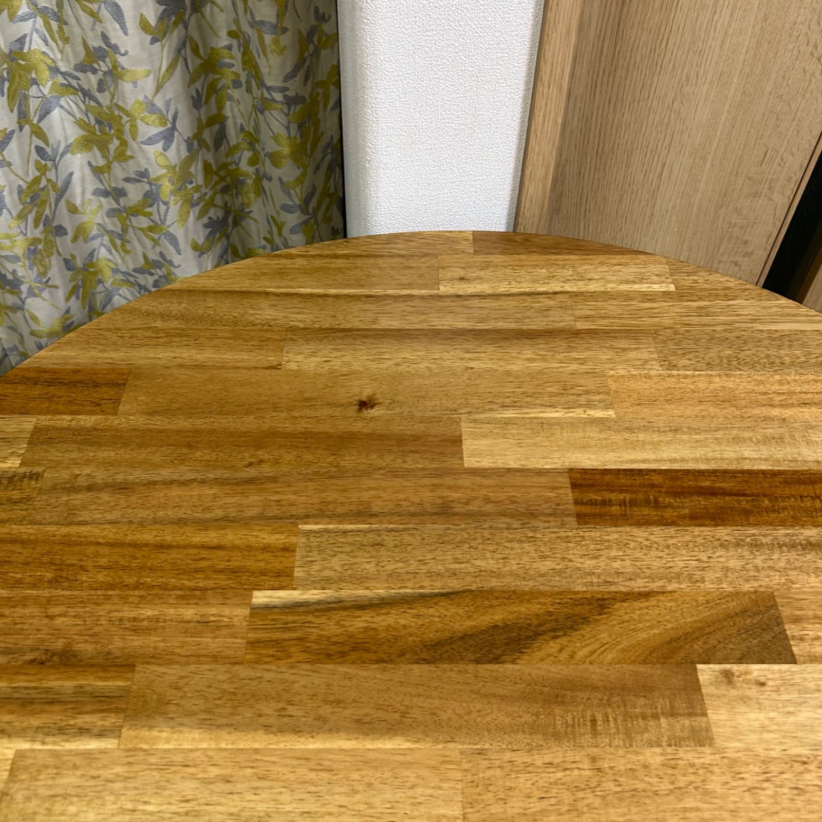 ダイニングテーブル