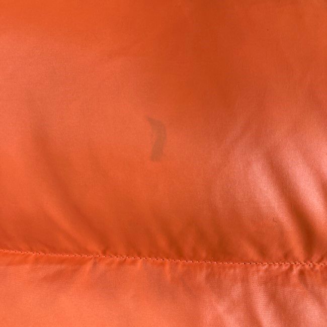 ナイロンジャンパー