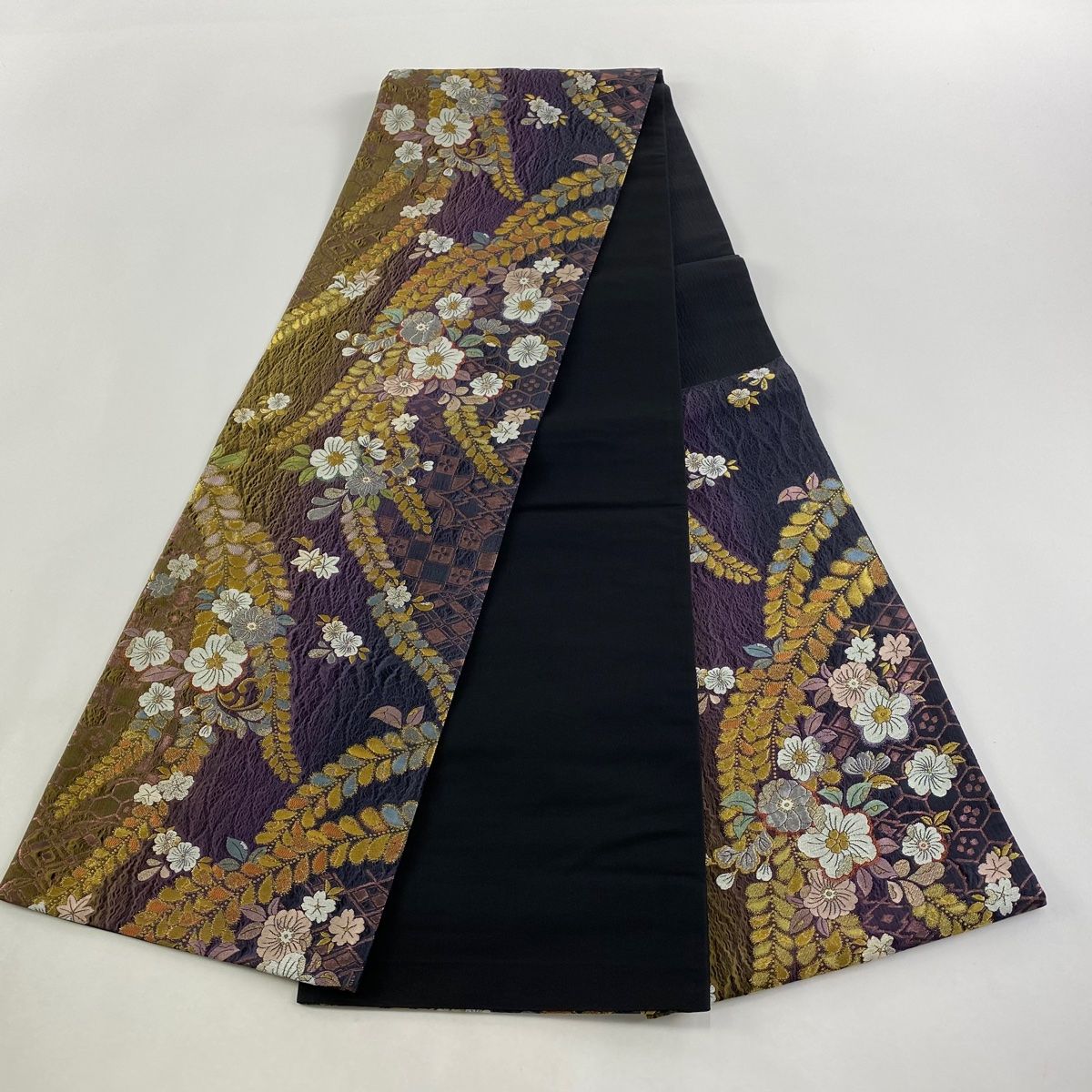 美品】 袋帯 秀品 やまと 桜 葉柄 金糸 濃紫 六通 正絹 【中古