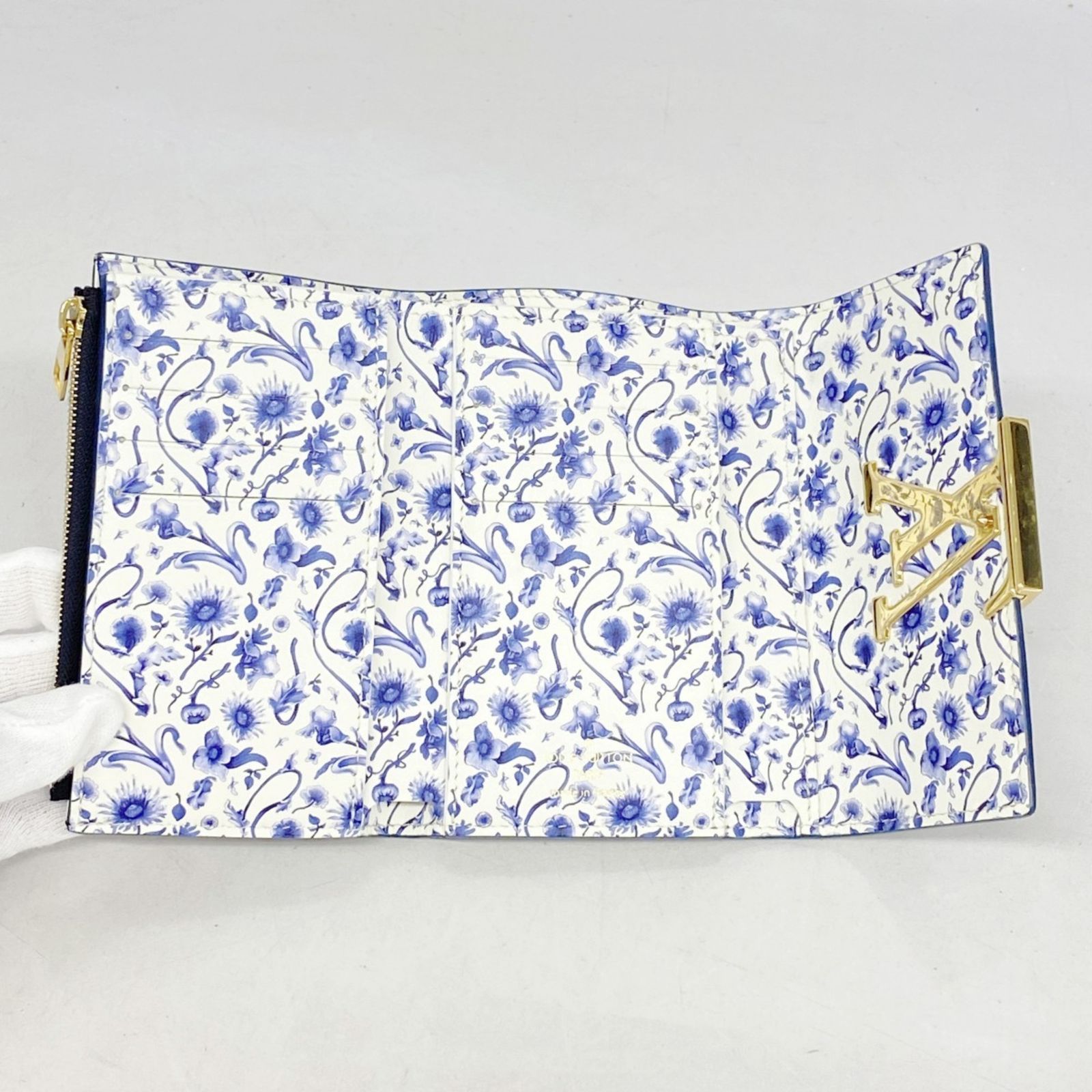 専用　 ルイヴィトン VUITTON ポルトフォイユ カプシーヌ 3つ折り財布 Louis Vuitton CAPUCINES(ルイヴィトン カプシーヌ) 折りたたみ