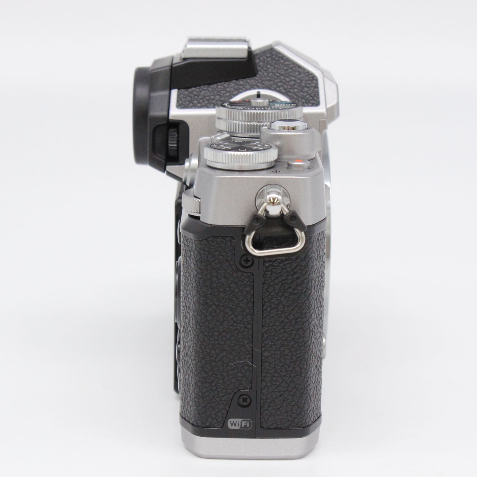 ショット数456回。☆新品級☆ Nikon ニコン Zfc ボディ シルバー