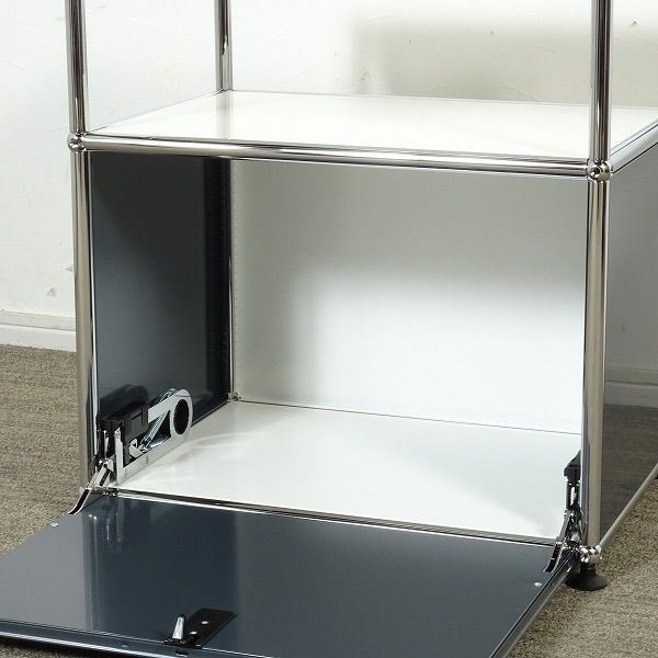 ◾︎SELUNO◾︎ モデルルーム展示短期超 USMハラー サイドボード ドロップダウンドア×1 グレー×白 12万 MARWIL-DEMENAGEMENTS_CH