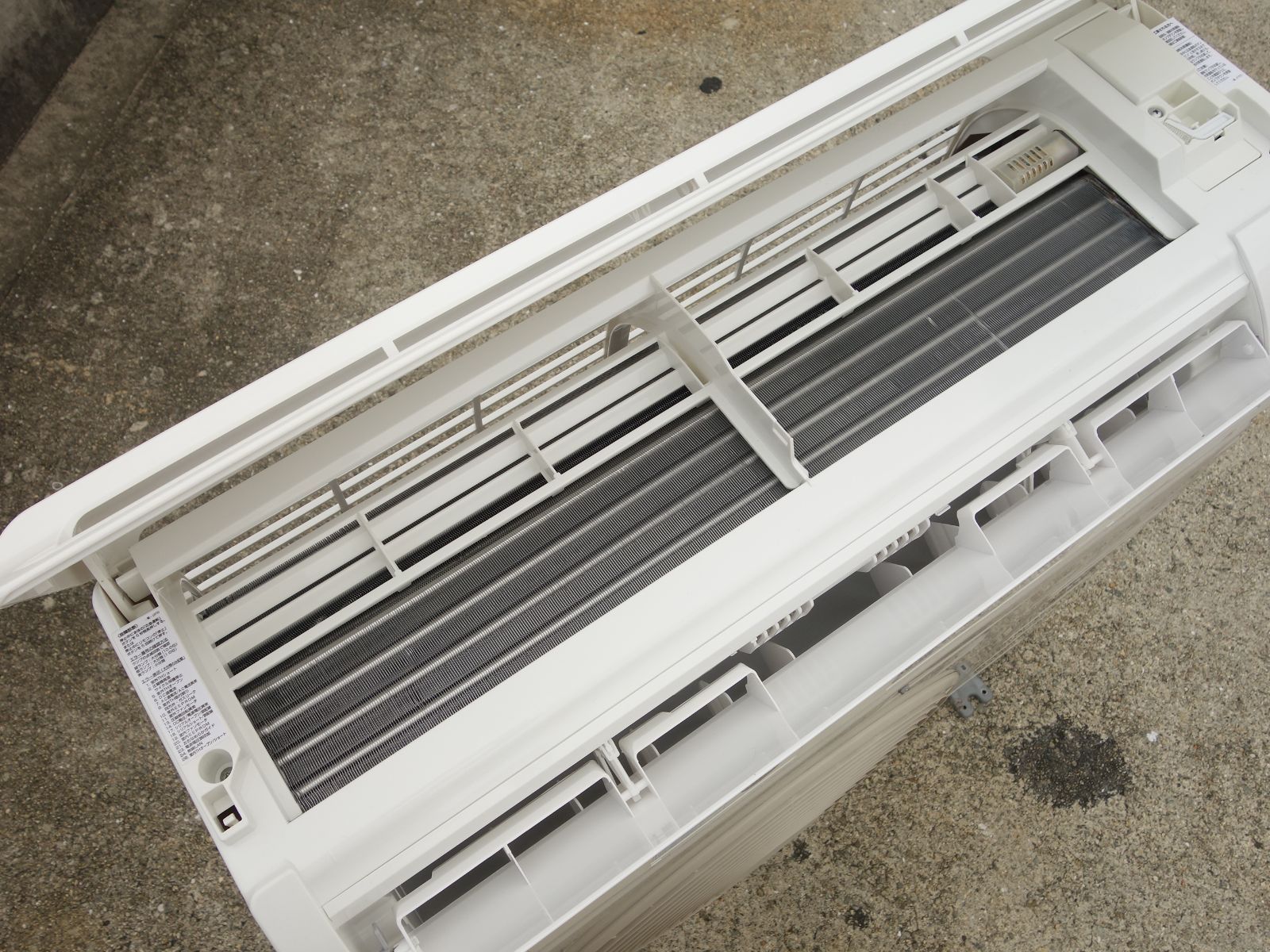 ルームエアコン