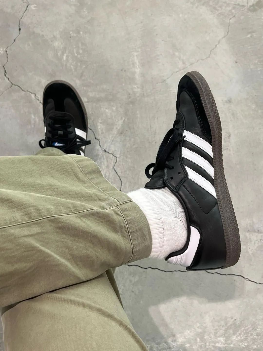 adidasアディダス サンバ Samba OG ブラック White Gum Adidas Originals Samba black 男女兼用