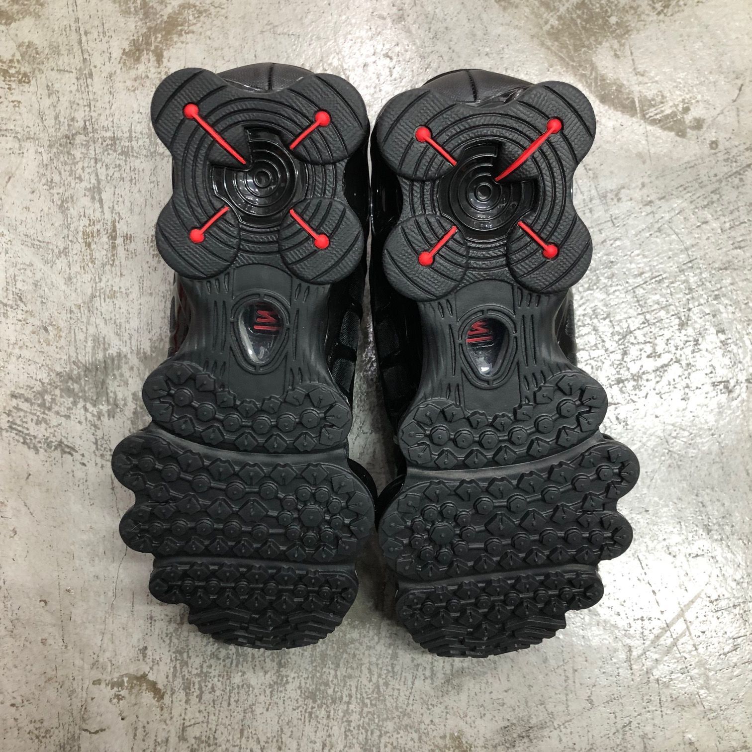 新品 国内正規 Nike WMNS Shox TL Black and Max Orange AR3566-002