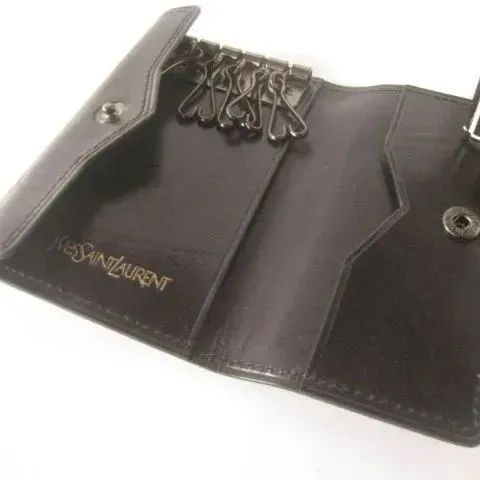 イヴサンローラン 　ブラック　レザー　5連 キーケース  YSL