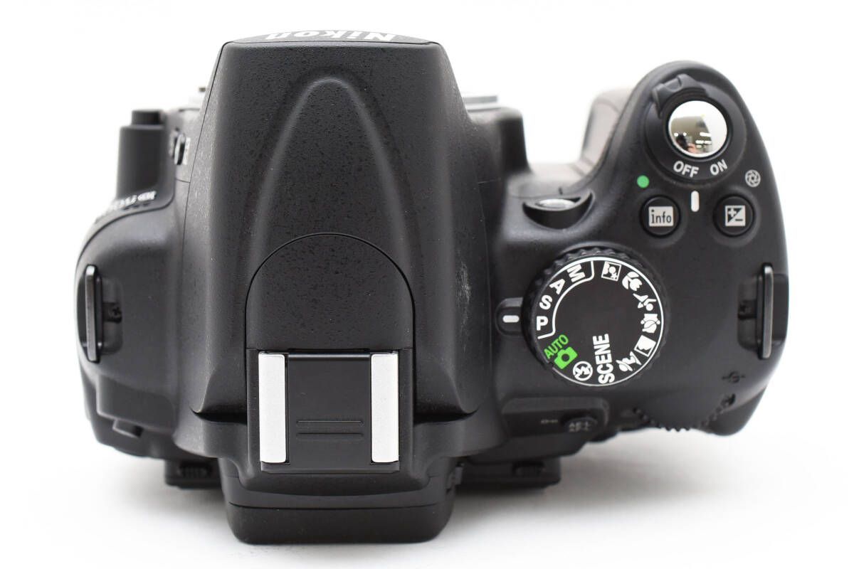 ☆極上美品☆ ショット数わずか1592枚 ニコン Nikon D5000 ボディ 
