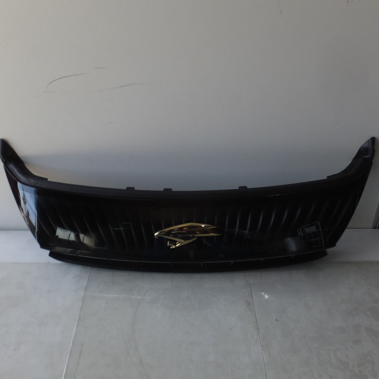 新車外し】DA17V・DA17W・エブリイ・ボンネットガーニッシュ