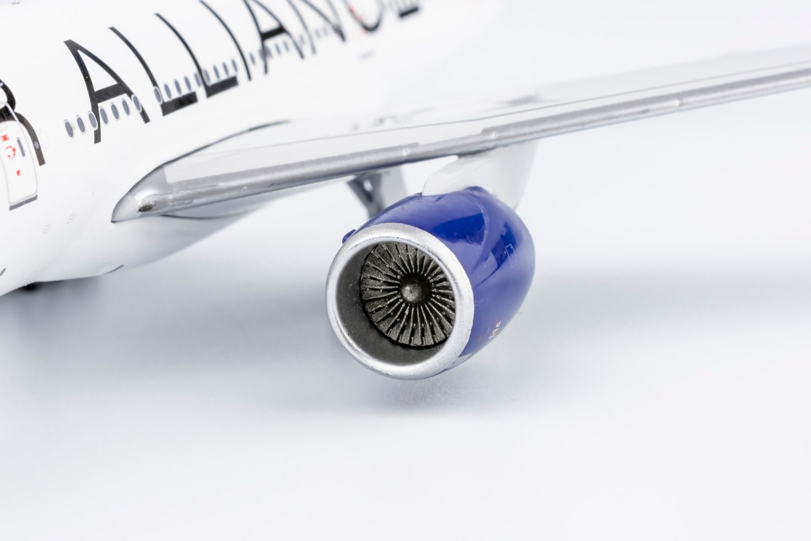 NGmodel ユナイテッド航空 777-200ER N218UA 1/400 72021 - メルカリ