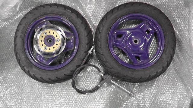 ライブディオZX前期 AF35 の ホイールセット タイヤ付