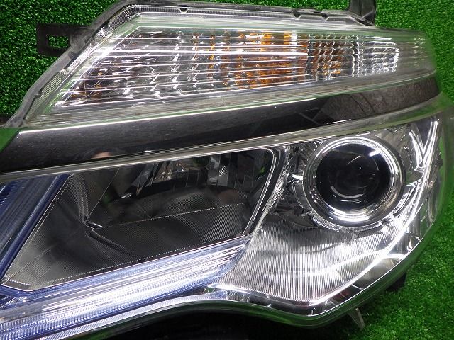 セレナ 後期 左ヘッドライト LED C26/FNC26 100-23683 Y 日産 250924A10