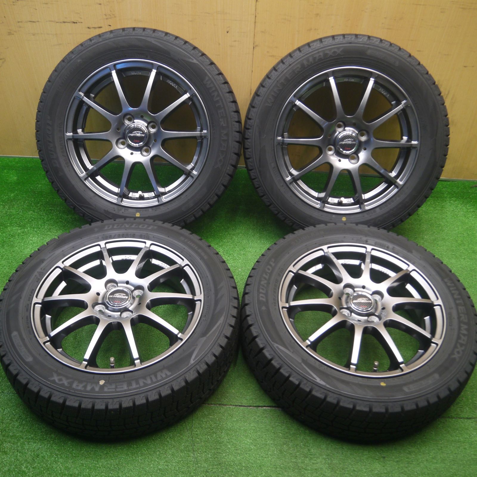 [送料無料] 超バリ溝！20年！キレイ！ほぼ10分スタッドレス 165/65R15 ダンロップ ウインターマックス WM02 SCHNEIDER シュナイダー 15インチ PCD100/4H4110801Hス