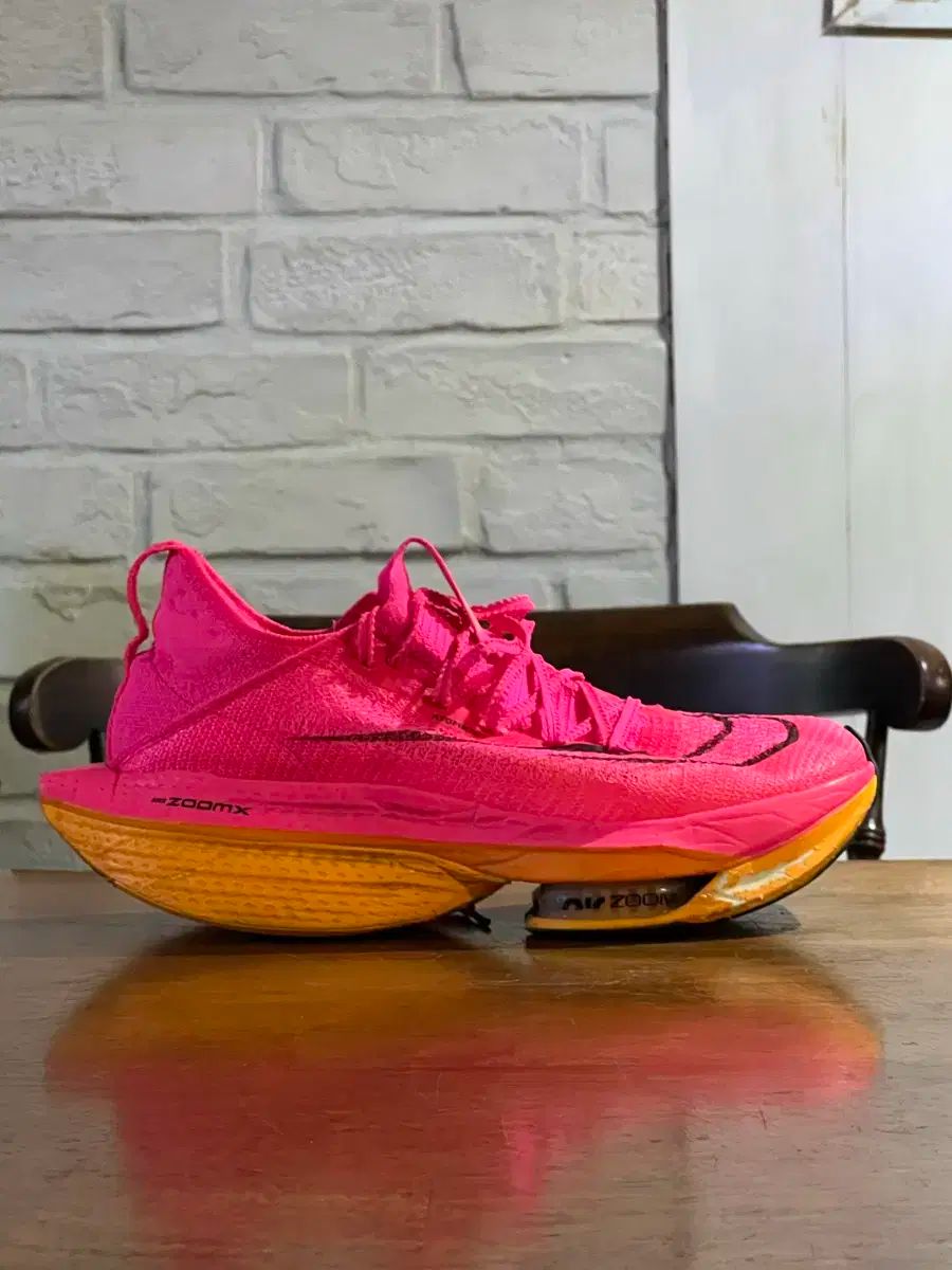 NIKE ナイキ アルファフライ 2 ネクスト カーボン ランニングシューズ 260