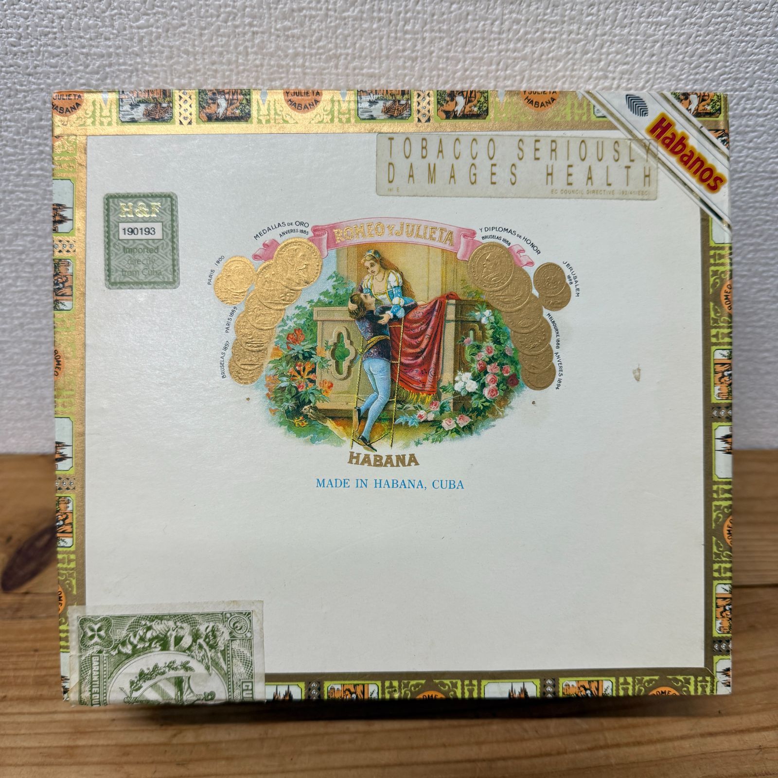 ROMEO Y JULIETA(ロメオ・イ・フリエタ) CUBA HABANA 製 葉巻 木製 空 
