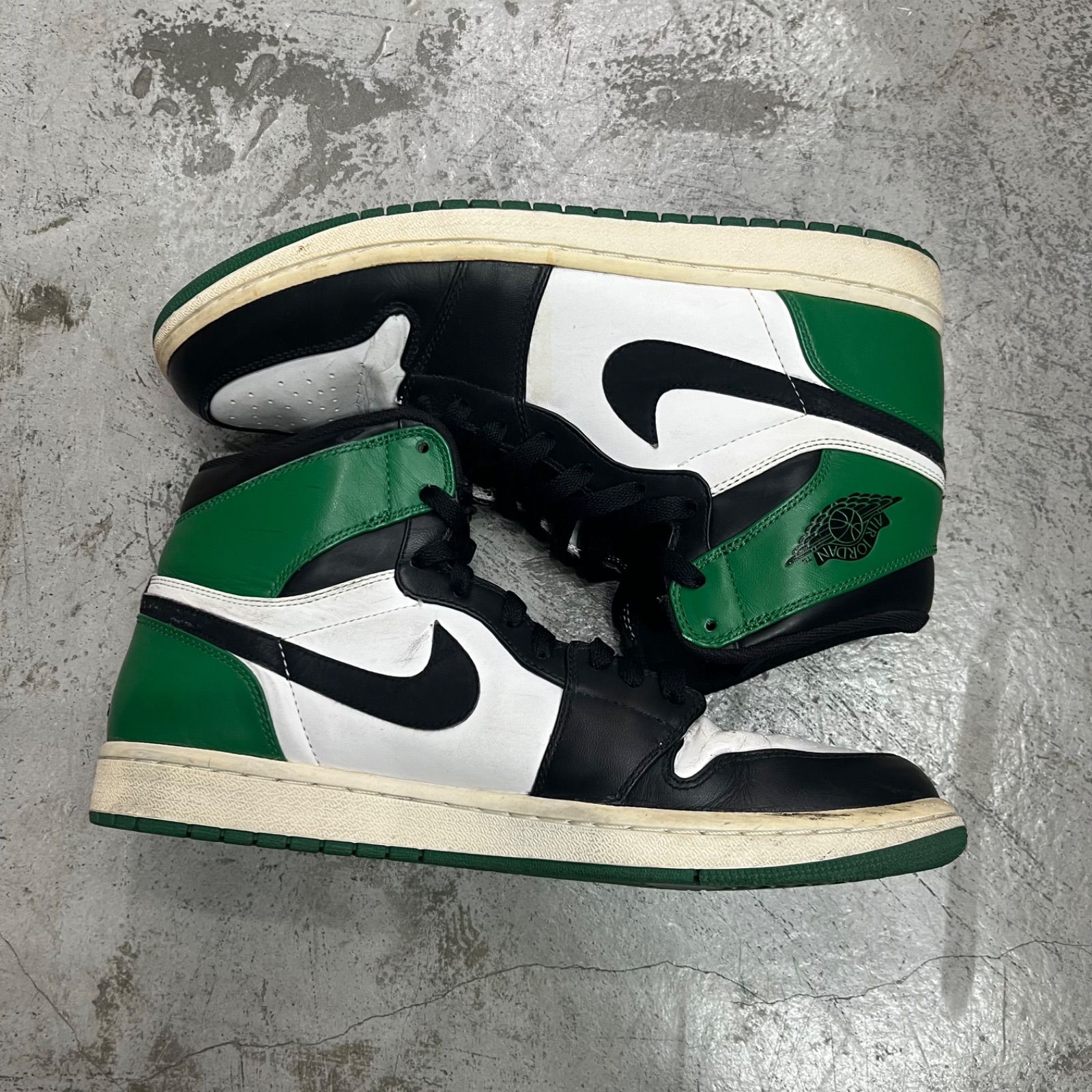エアジョーダン1 ディフェンディング モーメント パック ☆DEFINING