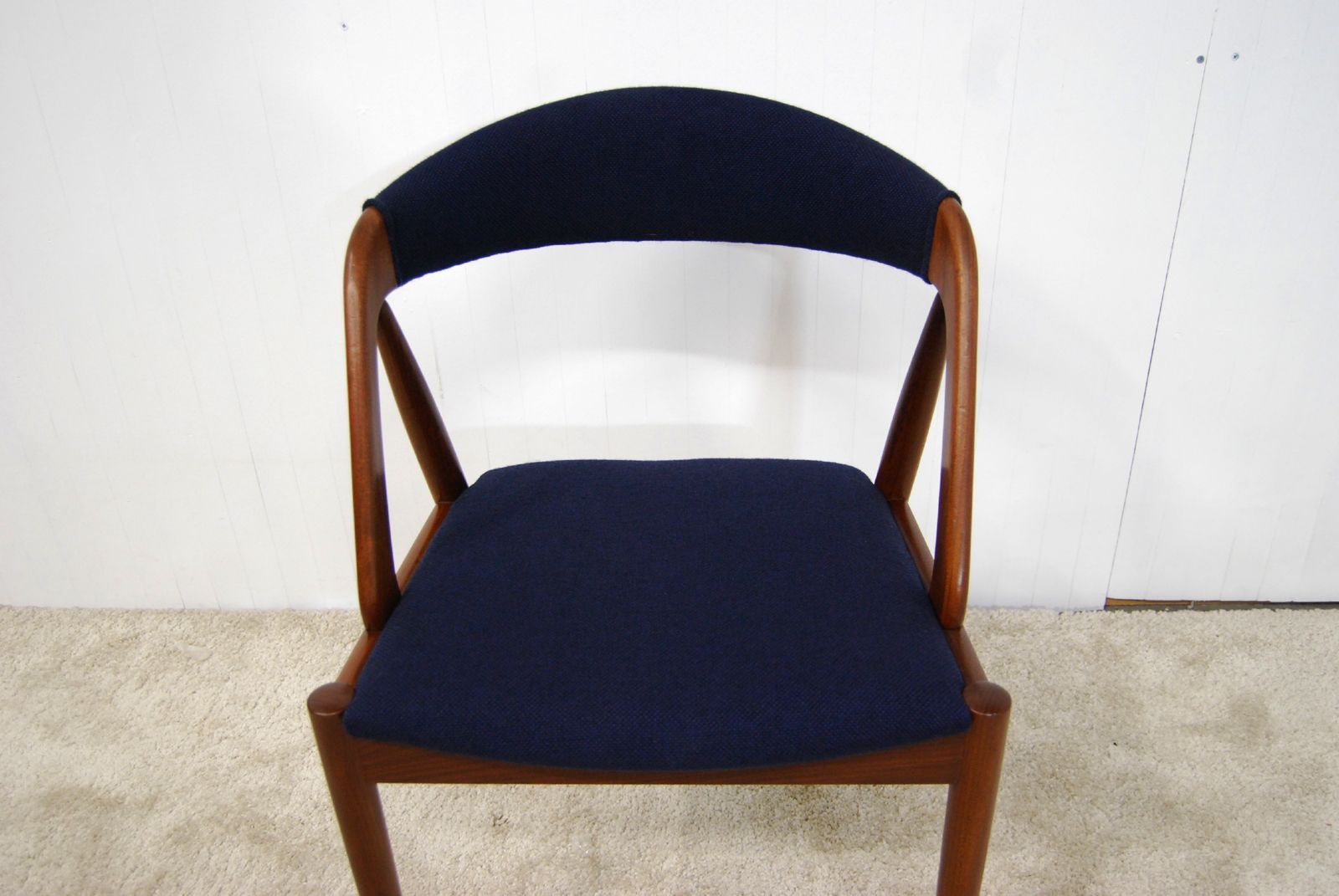 Chair カイ