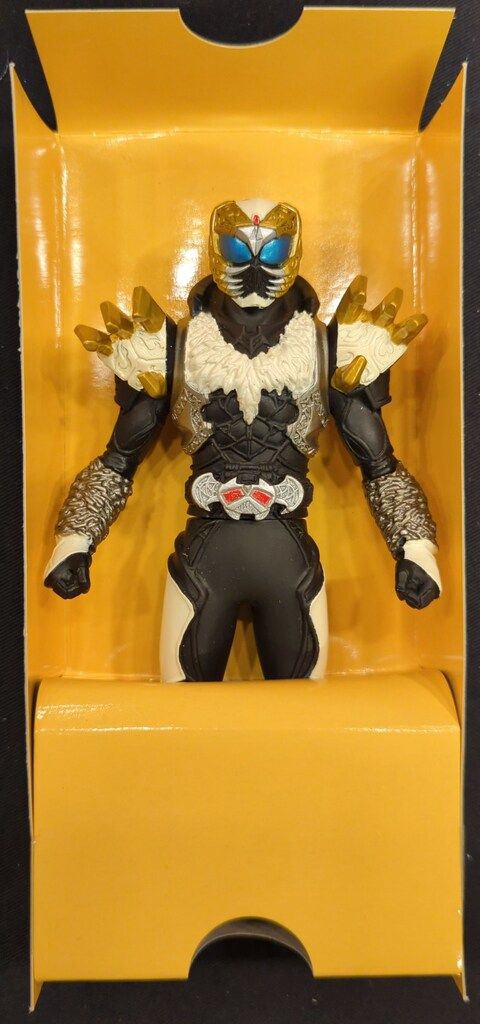 (未使用･未開封品)　仮面ライダーキバ ライダーヒーローシリーズKVEX 仮面ライダーレイ ar3p5n1 バンダイ 商品・サービスサイト | ライダーヒーローシリーズKVEX