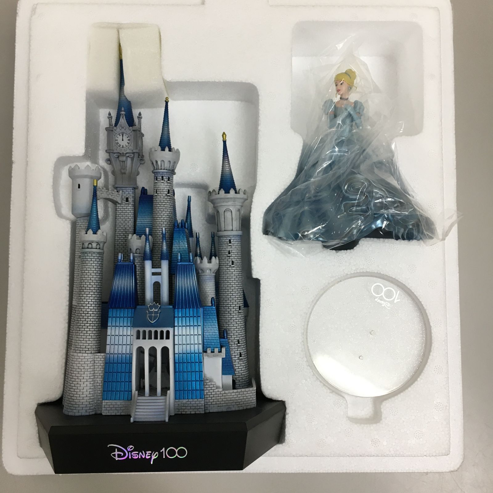 【美品】ディズニー100ハッピーくじ　A賞　シンデレラ城　シンデレラ　フィギュア Happyくじ ディズニー100 A賞 シンデレラ城＆シンデレラ