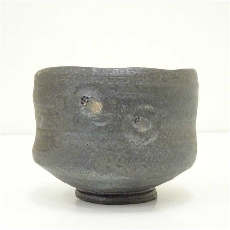 珠洲焼 伏見窯 坂本好二造 椿文茶碗（共箱）茶道 抹茶 おしゃれ