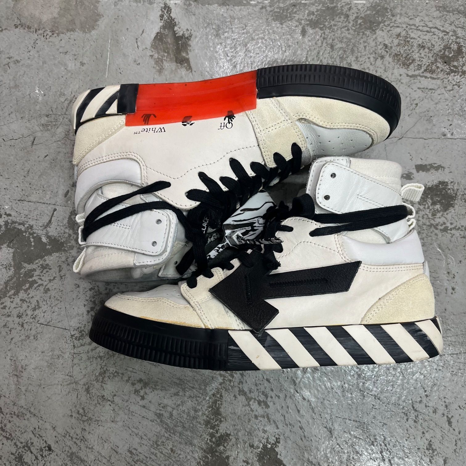 OFF-WHITE HIGH TOP VULCANIZED SNEAKERS バルカナイズ ハイカットスニーカー オフホワイト 41 73102A4  - メルカリ