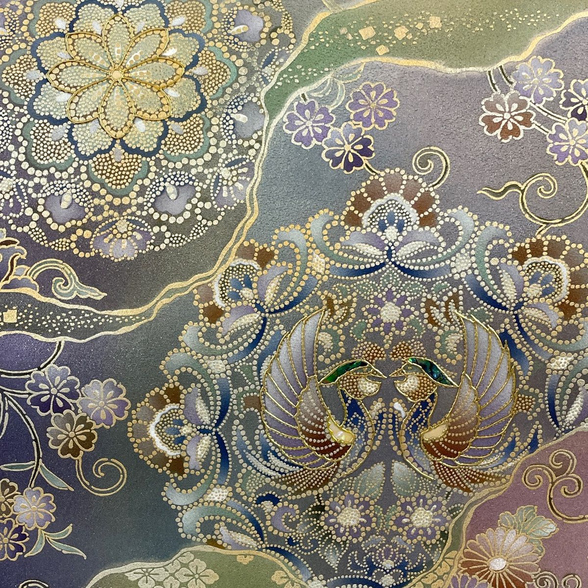 袋帯 秀品 孔雀 草花 螺鈿 金銀彩 灰緑 お太鼓柄 正絹 【中古】 袋帯 美