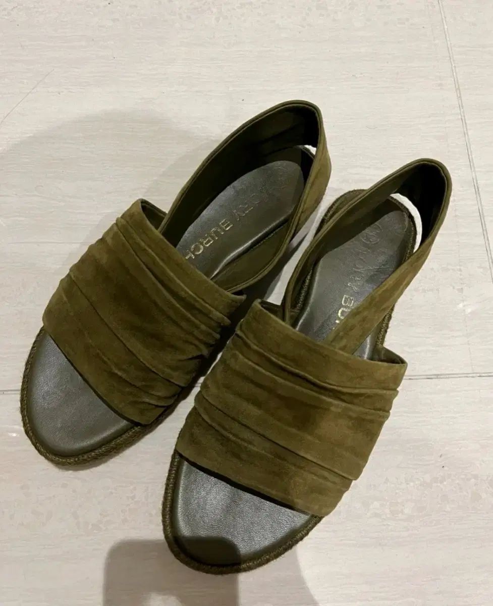 Tory Burch トリーバーチ スエード ビーチサンダル サンダル 7 サイズ 240 245