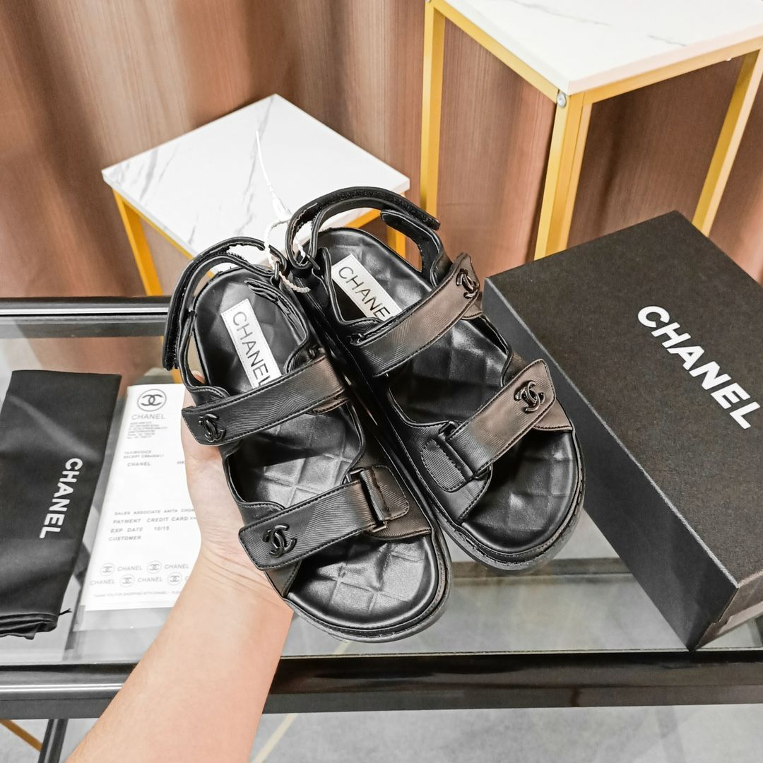 CHANEL人気レデイースシャネルサンダル 箱付 - メルカリ