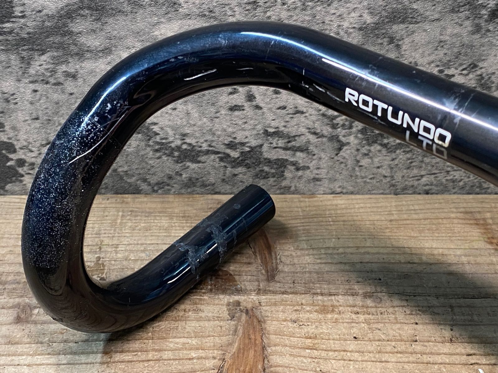 JA903 3T ROTUNDO LTD カーボン ディスカウント ドロップハンドル