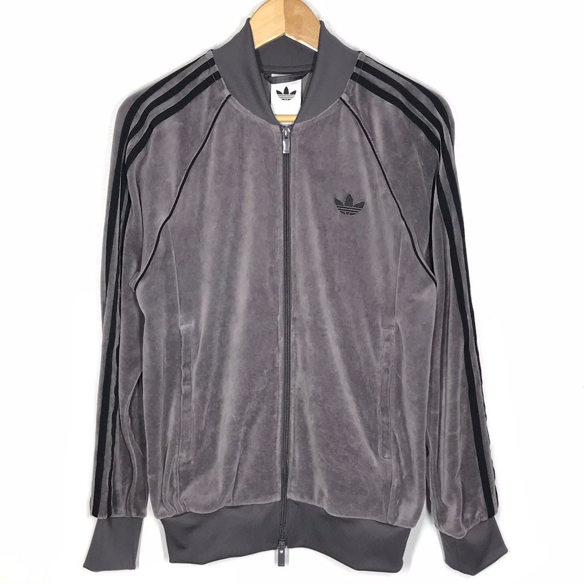 倉吉店 adidas Originals | アディダスオリジナルス ジャージ U VELOUR SST TT ベロアトラックジャケット JX1562 グレー サイズ M 95