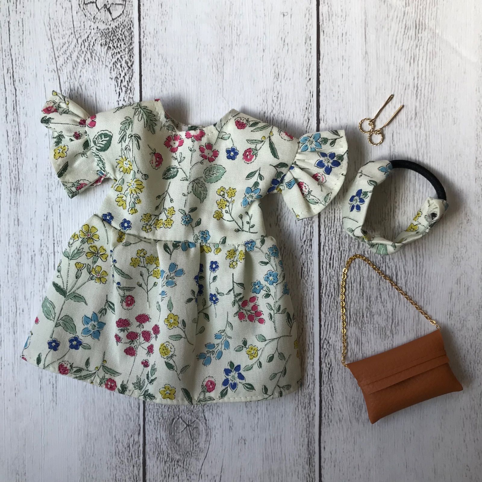 no.80 リカちゃん ハンドメイド 服 ワンピース リカちゃんサイズ