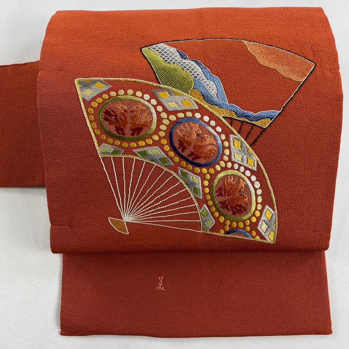 名古屋帯 秀品 扇 向い鳥 刺繍 金糸 赤茶 正絹